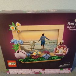 Lego Floral Picture Frame (40916) - New, Sealed 