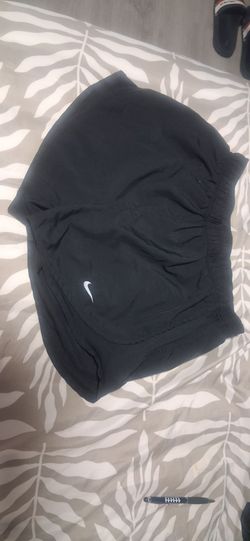 Nike shorts size small