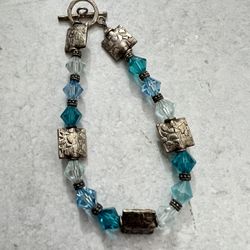 Silver .925 Southwestern Style Blue Turquoise Bracelet 