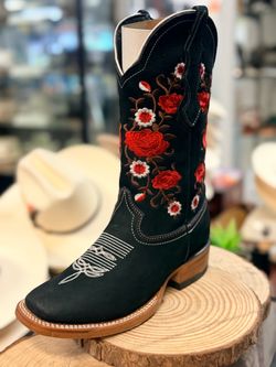 Nueva bota de mujer