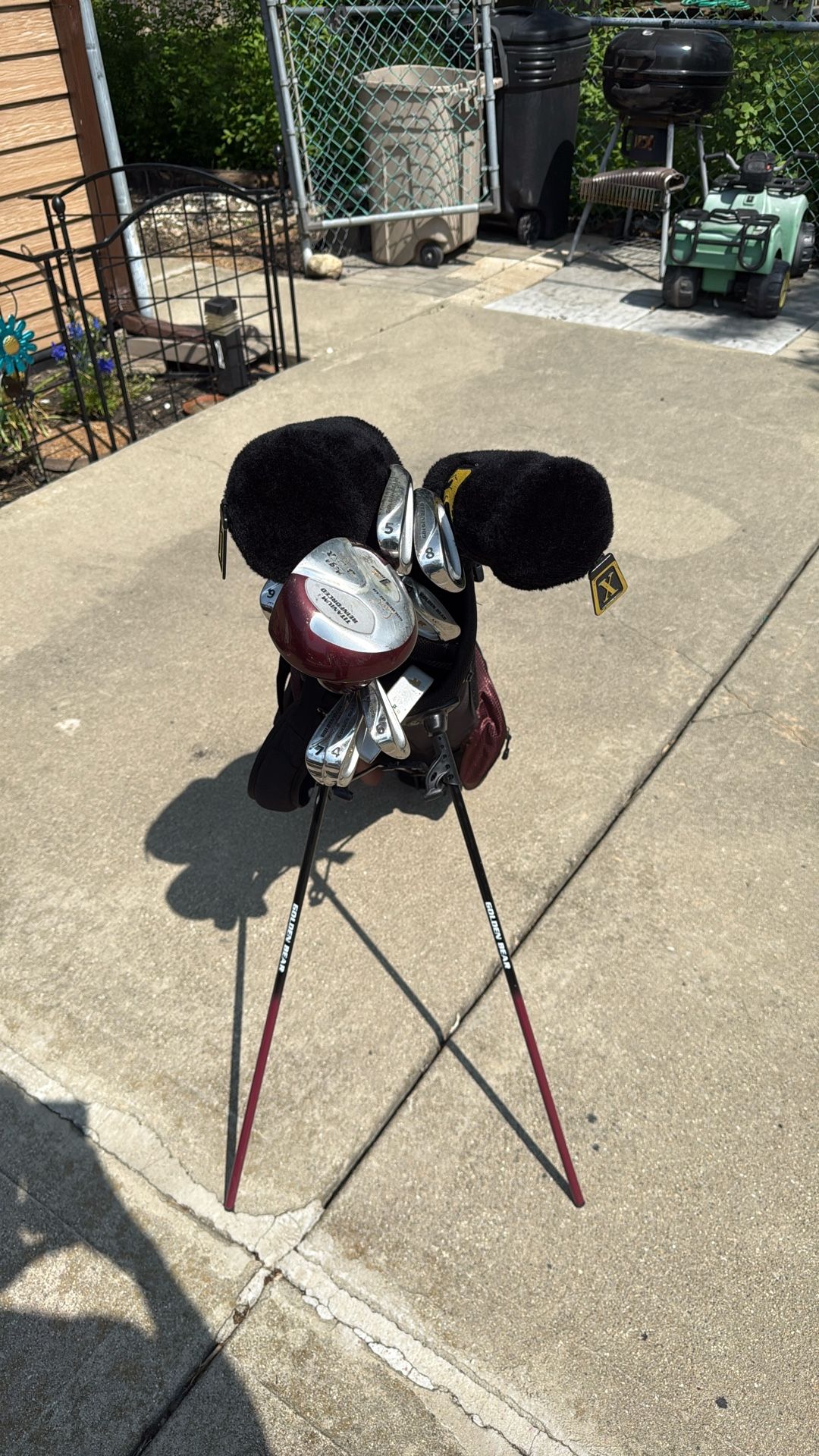 Golden Bear Golf Set