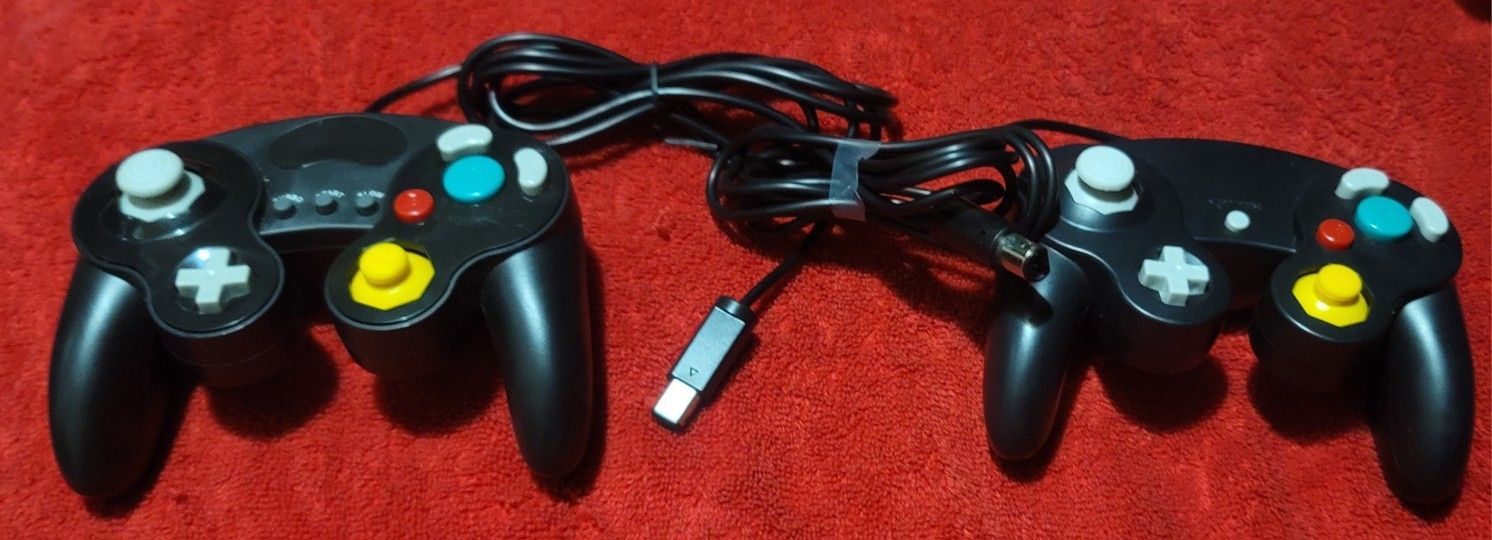 Controllers for Nintendo GameCube 15$ Each