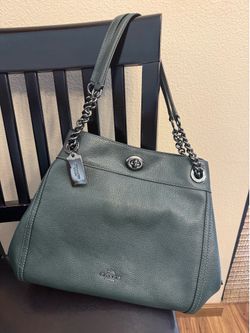👜Authentic Coach Pebble Leather Turnlock Carryall – Style F35655