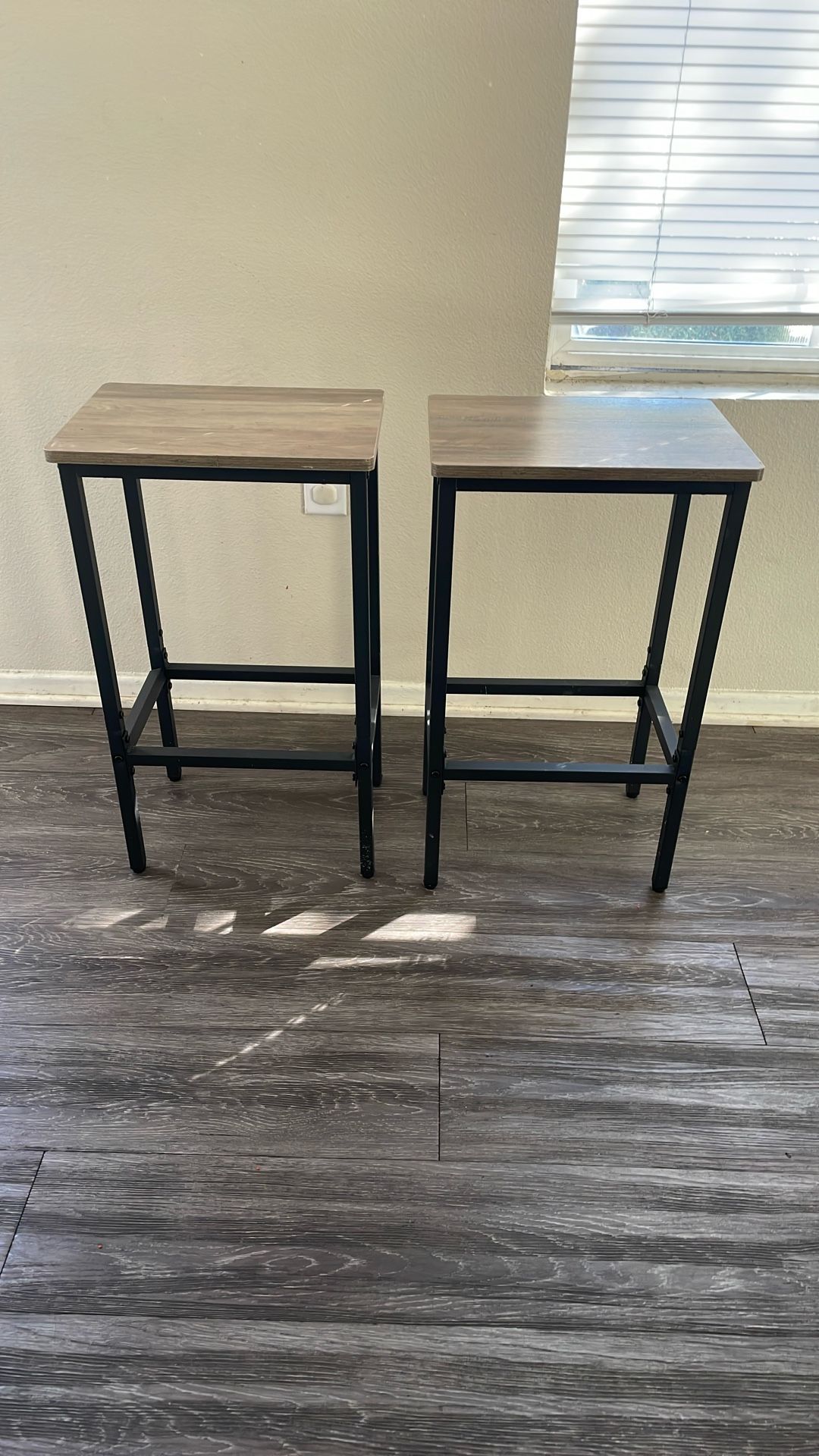 2 End Tables