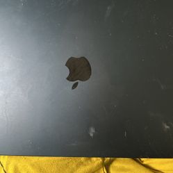 MacBook Air 15 Inch M2, 2023 8GB RAM