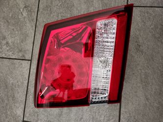 11-20 DODGE JOURNEY INNER LED TAIL LIGHT LH