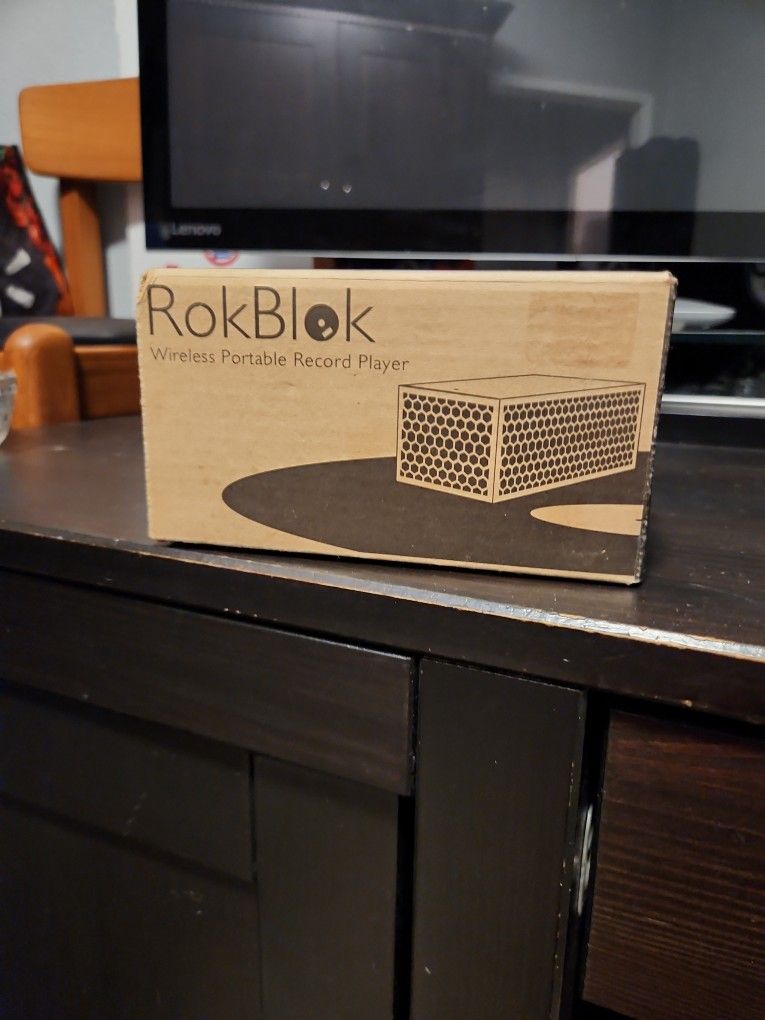 Rokblok Wireless Portable Record Player for Sale in Marysville, WA