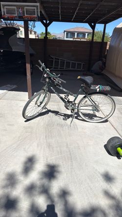 Womens huffy bike
