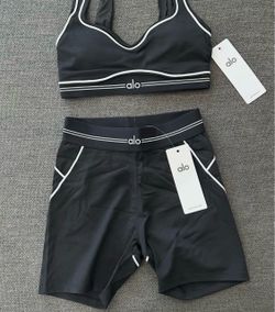 Alo Heart Throb Set $60 FIRM SIZE L **READ DESCRIPTION**