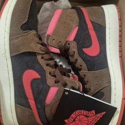 NEW JORDAN  1 ZOOM AIR CMT 2 