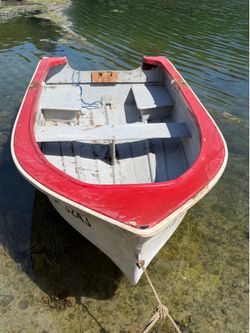 10' HiLaker boat