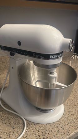Kitchen aide Mixer White And Black