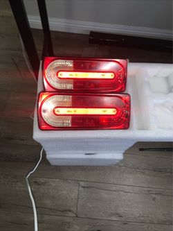 Mercedes G-class W463 LED Taillights Red-Clear v2