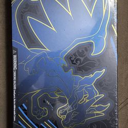 Charizard X EX Ultra Premium Collection