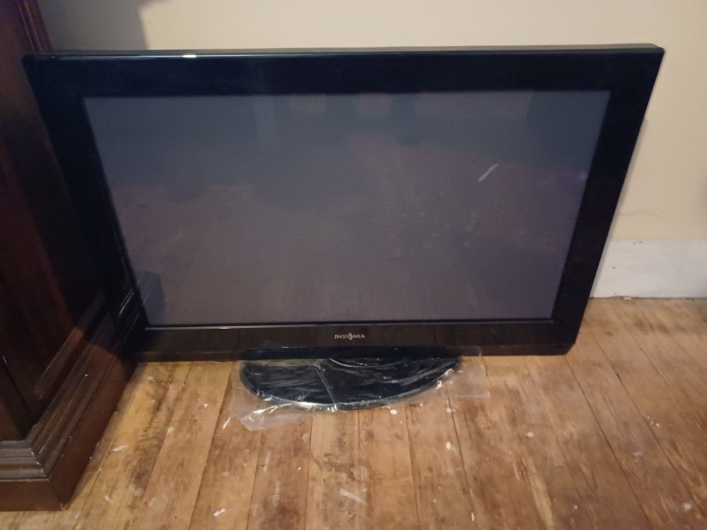 36-in TV Color TV Nice Picture Nice TV