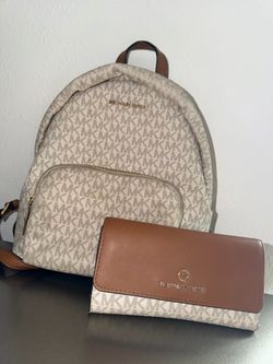 Michael kors back back and wallet set
