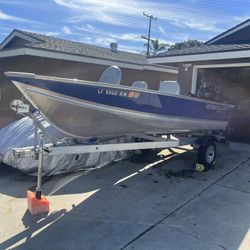 1469 Outreach Crestliner Boat 14’ 6”