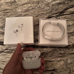 AirPods Pro’s 2nd Gen 