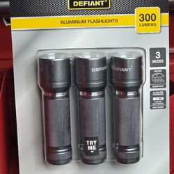 Brand New DEFIANT 300 Lumens Aluminum Flashlight (3-Pack)