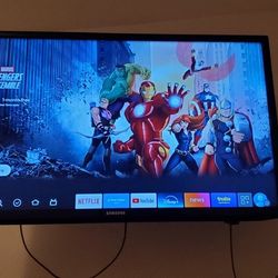 40 Inch Flat Panel Samsung  With Remote 