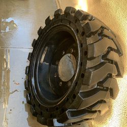 Backhoe Solid Tires