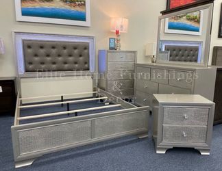 4 pc Queen champagne bedroom set
