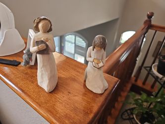 Willow  Tree  Figurines Wisdom And Angel Of Learning