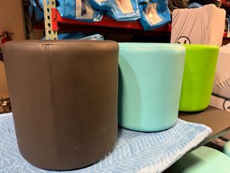 Round ottomans
