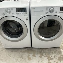 Matching Front Load Washer Dryer Set 