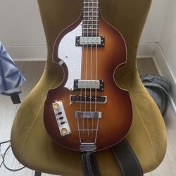 Hofner Lefty Bass