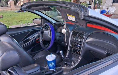 2002 Ford Mustang