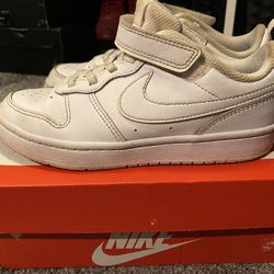 Boys Nike Size 2