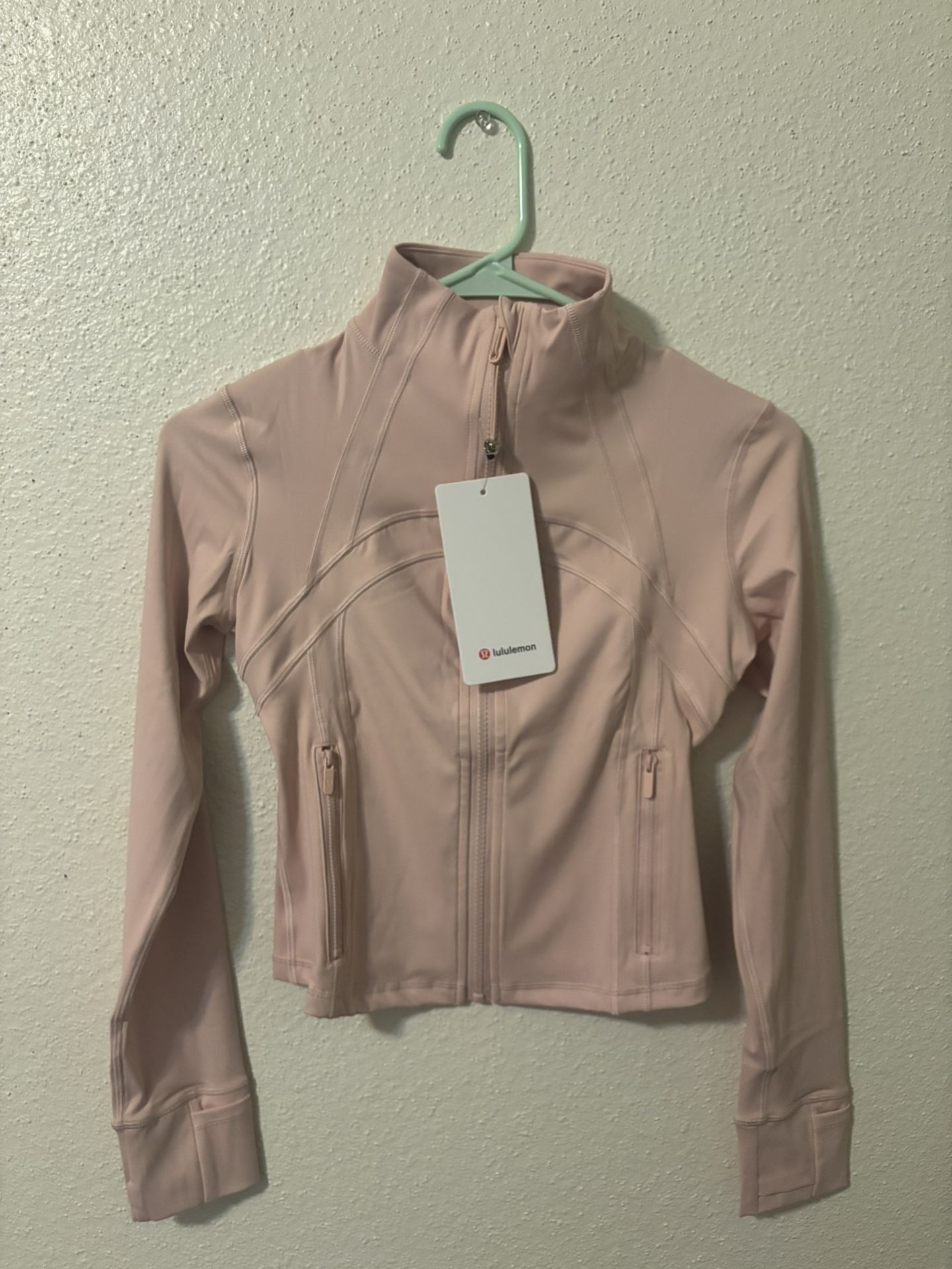 Lululemon Cropped Define Jacket (Blissful Pink)