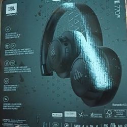 JBL headband Headphones