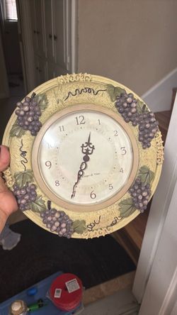 il Tempo di vino wall clock