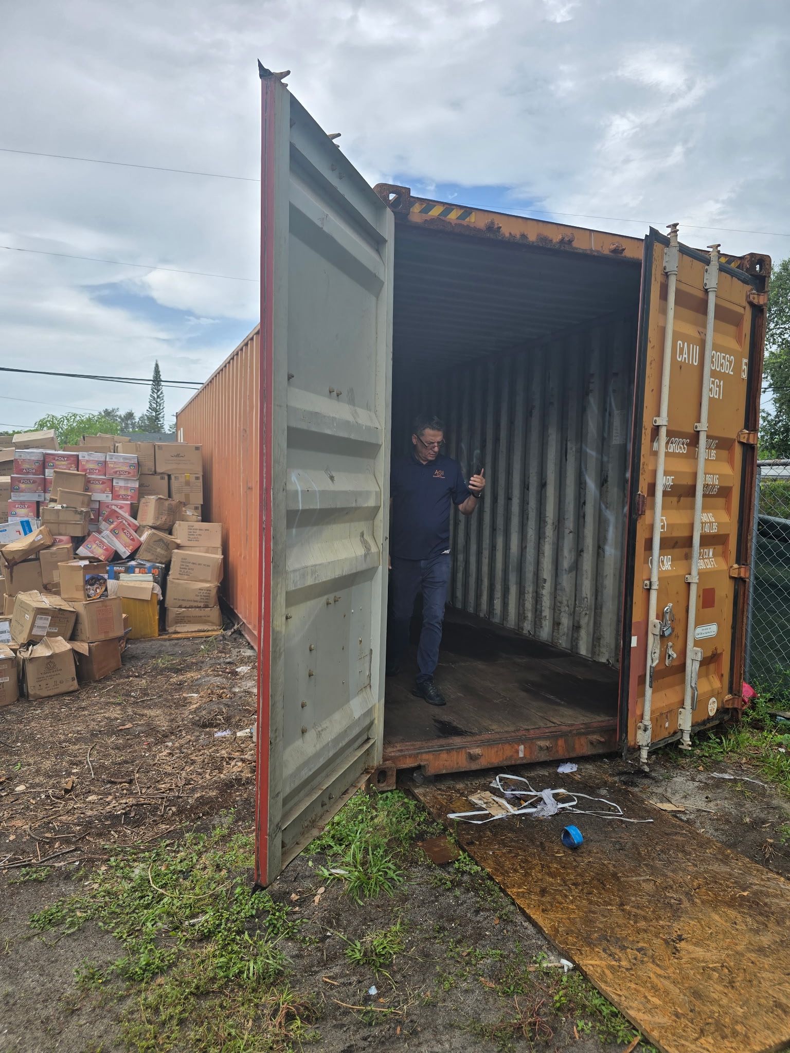 Container