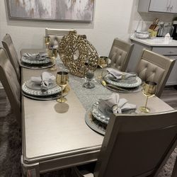 Dining Room Table And Bar Stools 