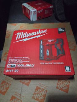 Milwaukee M12 3/8" Crown Stapler 2447-20
