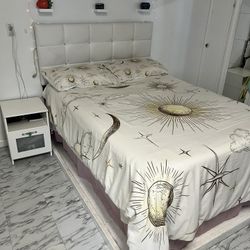 Full size White Bedroom Set