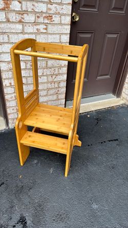 Toddler tower