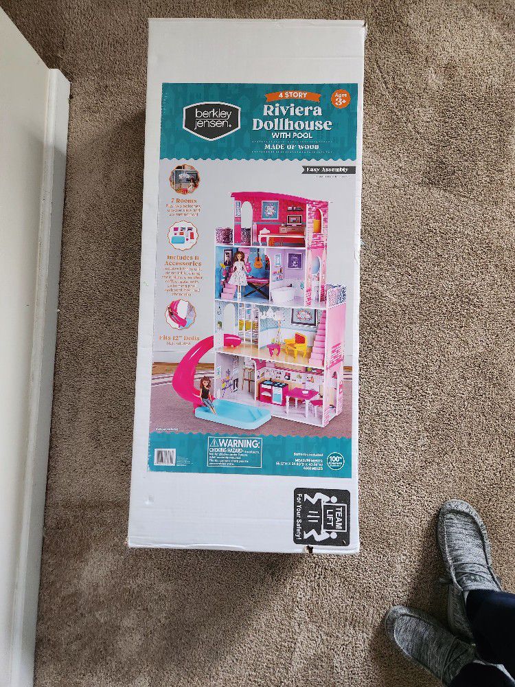 Brand New -Riviera Doll House- 4 Story 