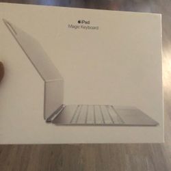 Apple iPad Magic Keyboard 