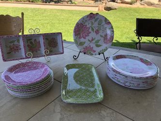 Melamine dish set