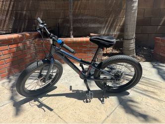 Kids bike - REI Co-op Cycles REV 20 6spd
