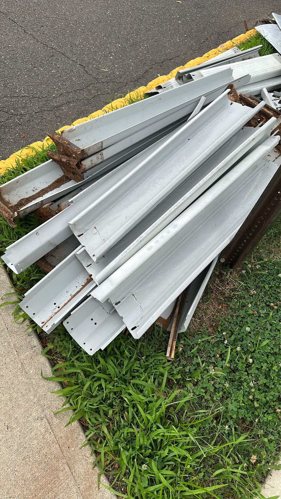 Free Scrap Meta (Steel And Aluminum 