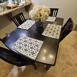 Table / Chair Set 