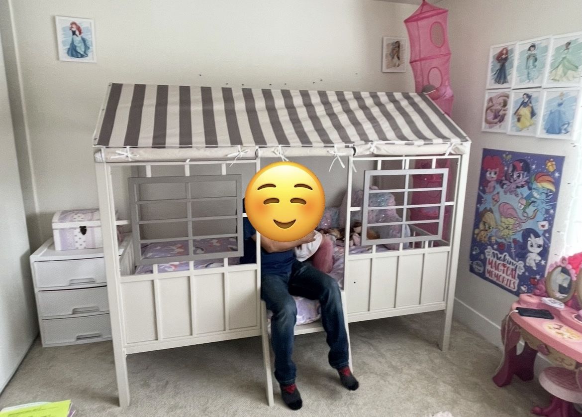Twin Size Loft Bed