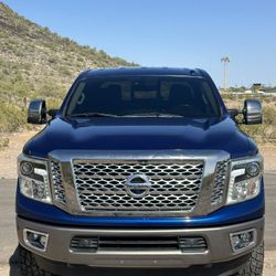 2016 Nissan Titan