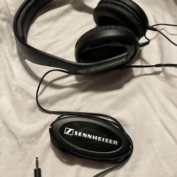 SENNHEISER PROFESSIONAL WIRED HEADPHONE