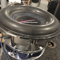3000  Watts  Max  1500 MRS  Audiobahn 